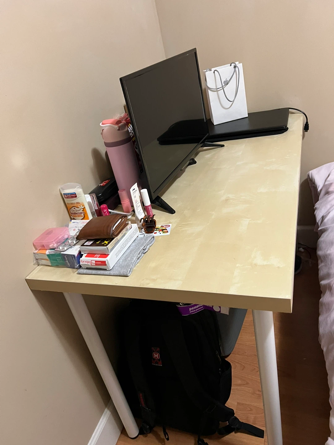Light Wood Table – Like New