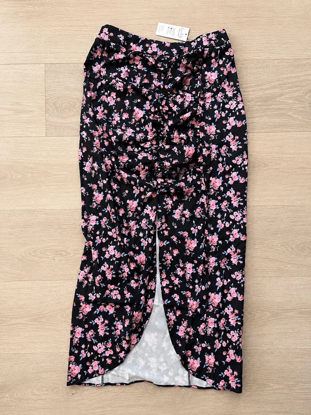 Floral Print Ruched Midi Skirt