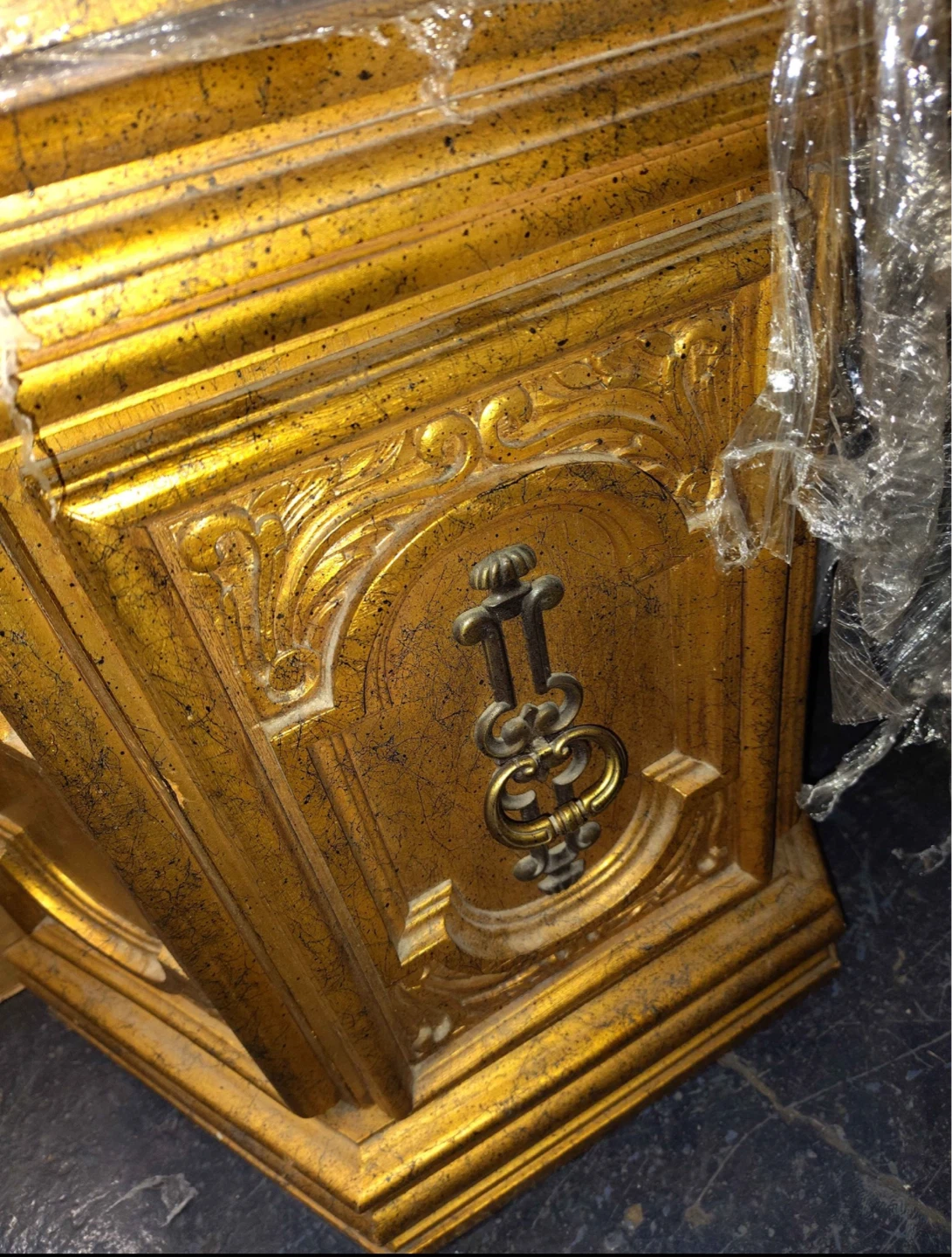 Antique Display Curio Cabinet with Glass Doors - photo 3