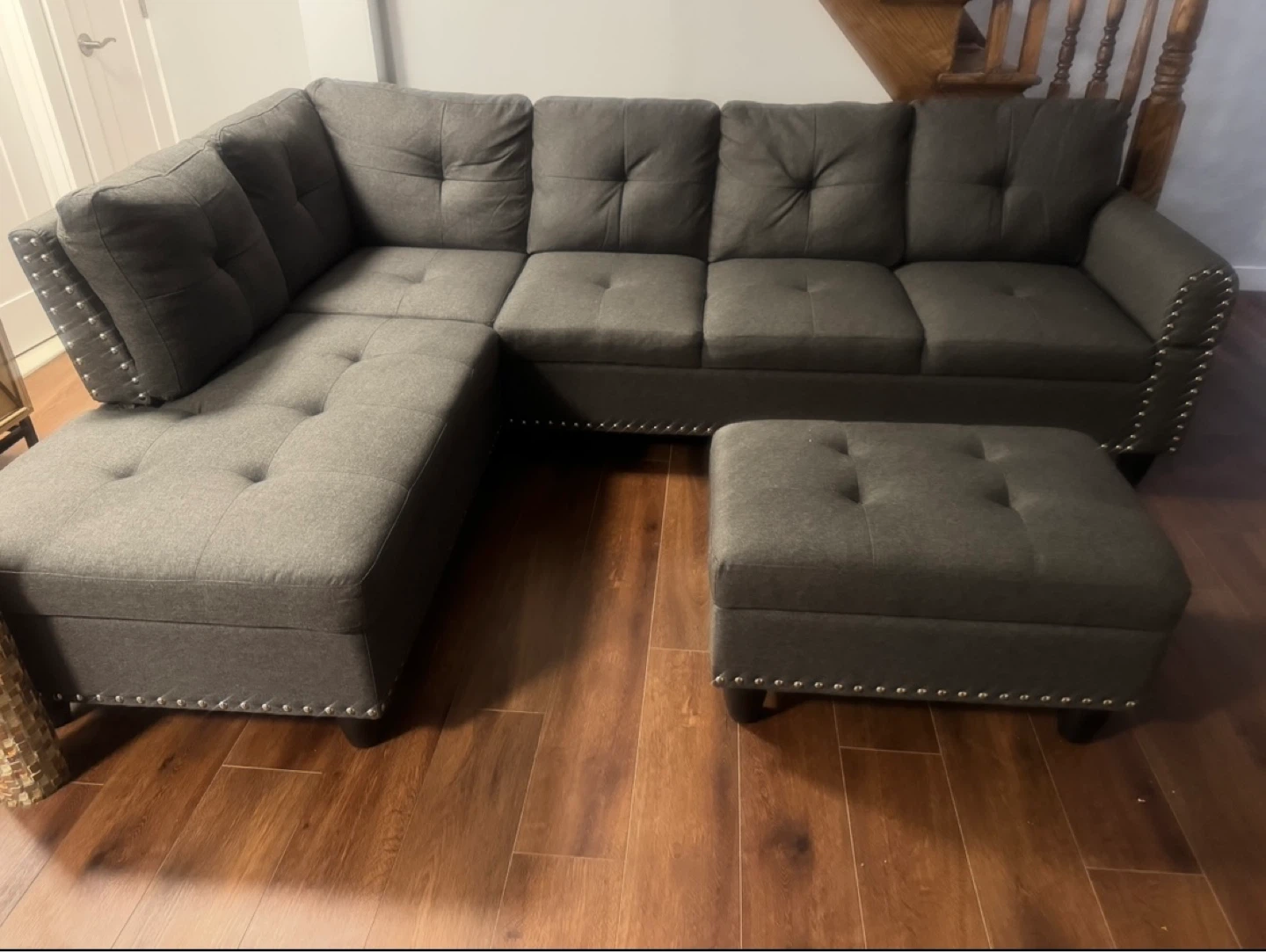 Dark Gray Tufted Sectional Sofa with Ottoman