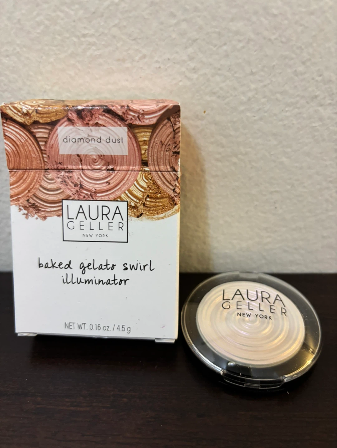 Laura Geller Baked Gelato Swirl Illuminator - Diamond Dust