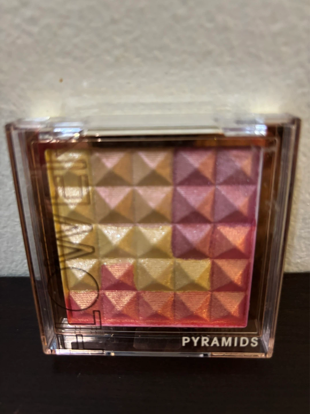 Flower Beauty Pyramids Cheek Color PC2 Peach Glow