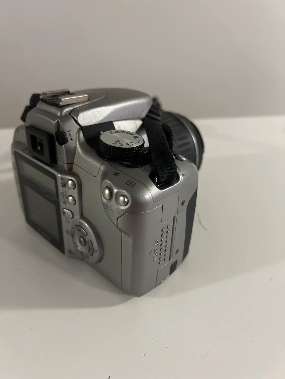 Canon EOS Rebel XT Digital Camera with 18-55mm Lens - photo 3