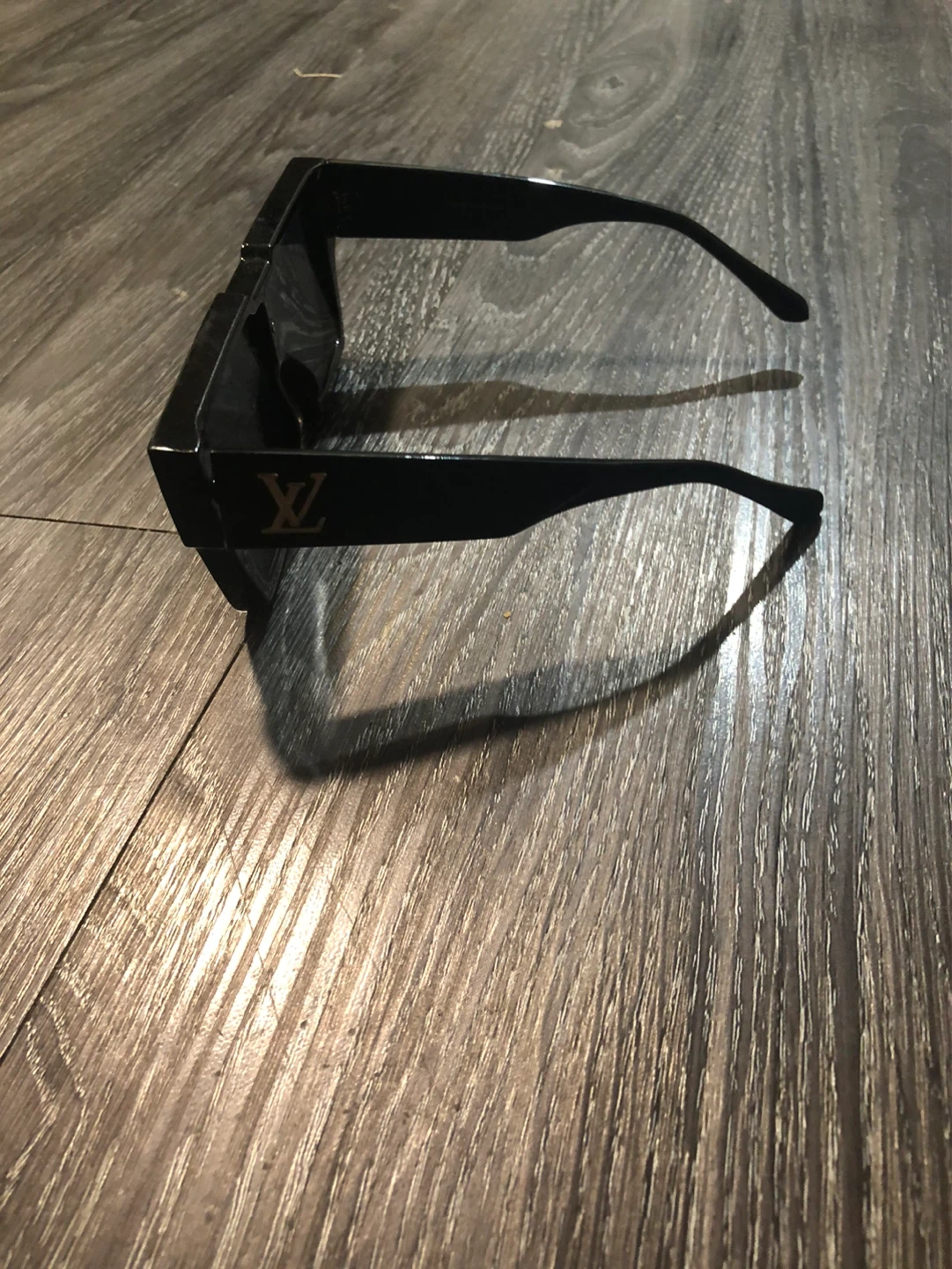 Louis Vuitton Sunglasses - photo 4