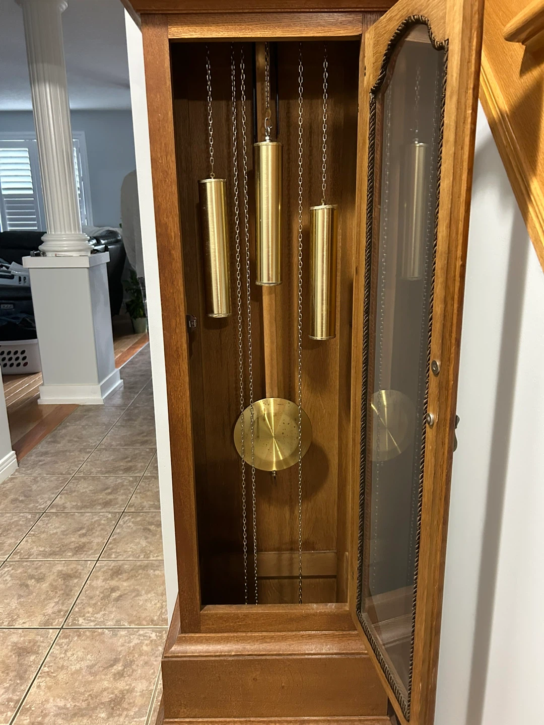 Oak Grandfather Clock with Chimes and Pendulum - photo 2