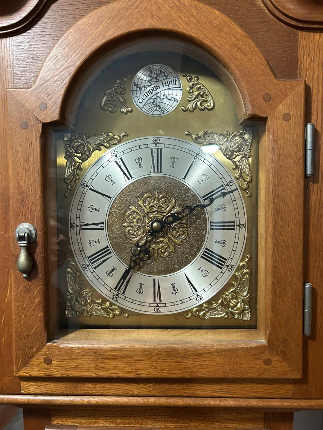 Oak Grandfather Clock with Chimes and Pendulum - photo 3