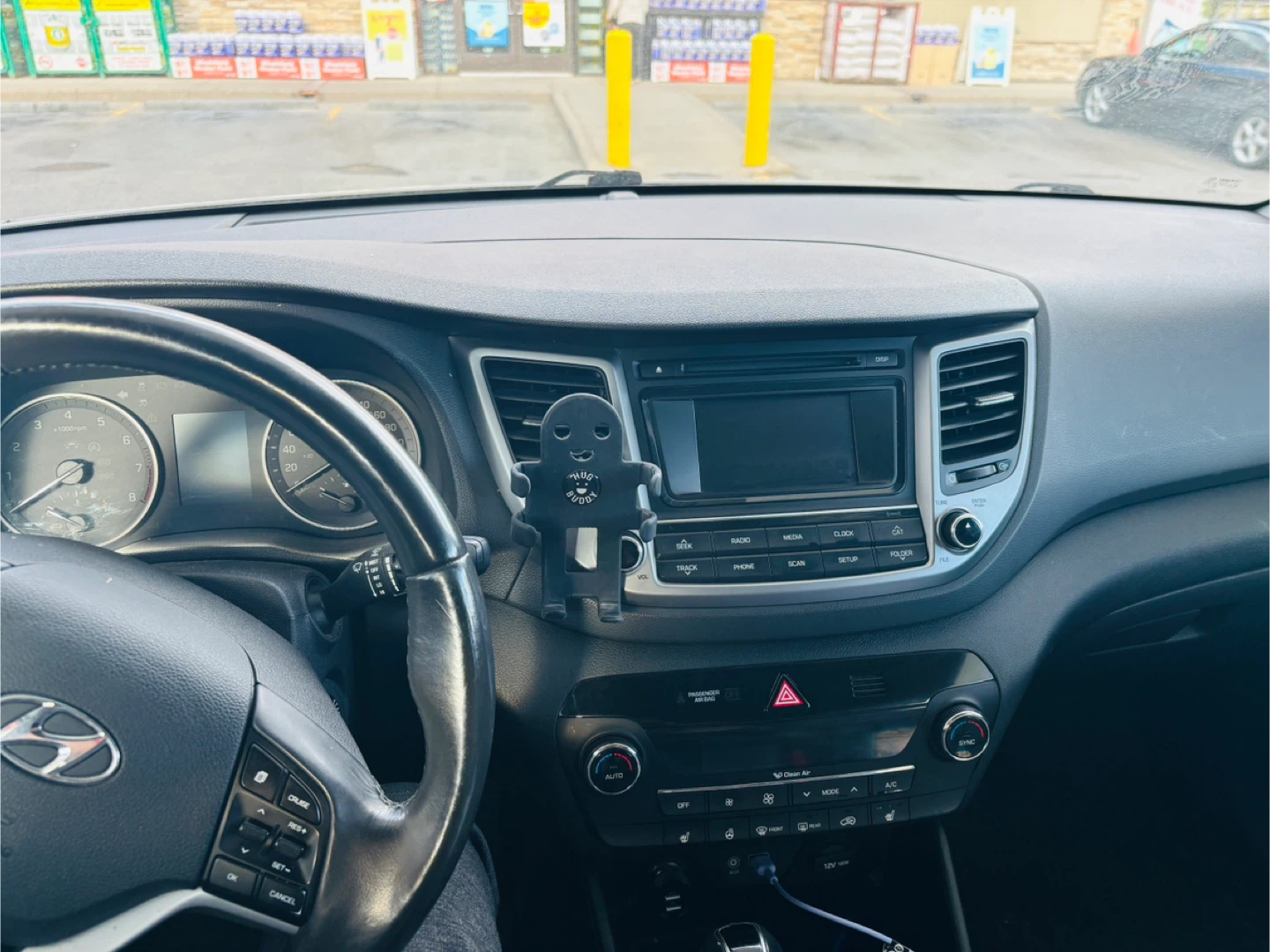 Hyundai Tucson SUV for sale - photo 3