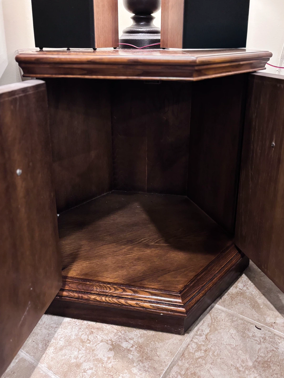 Antique Hexagon Cabinet - photo 2