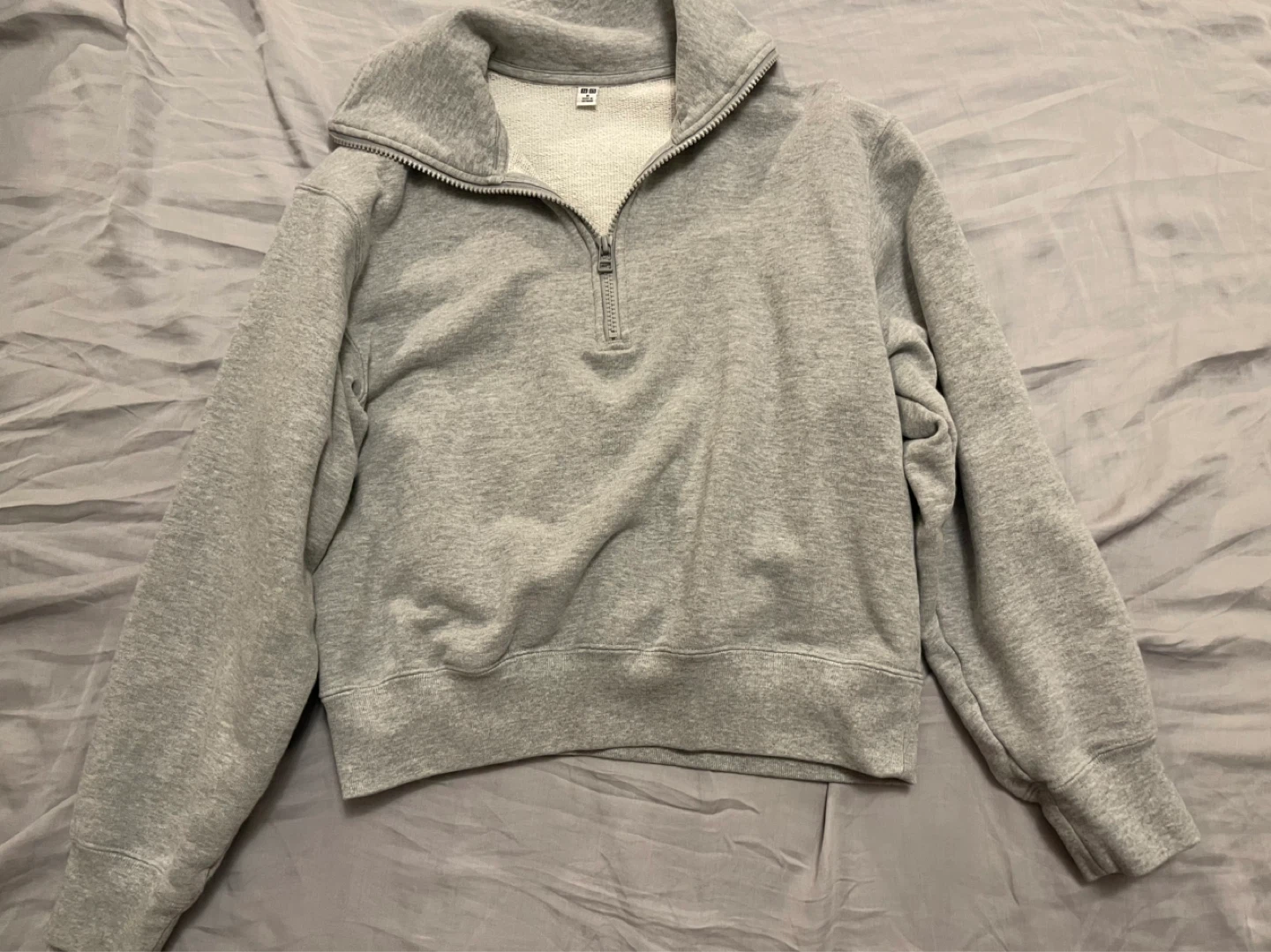 Uniqlo Grey Quarter Zip Sweatshirt - photo 3