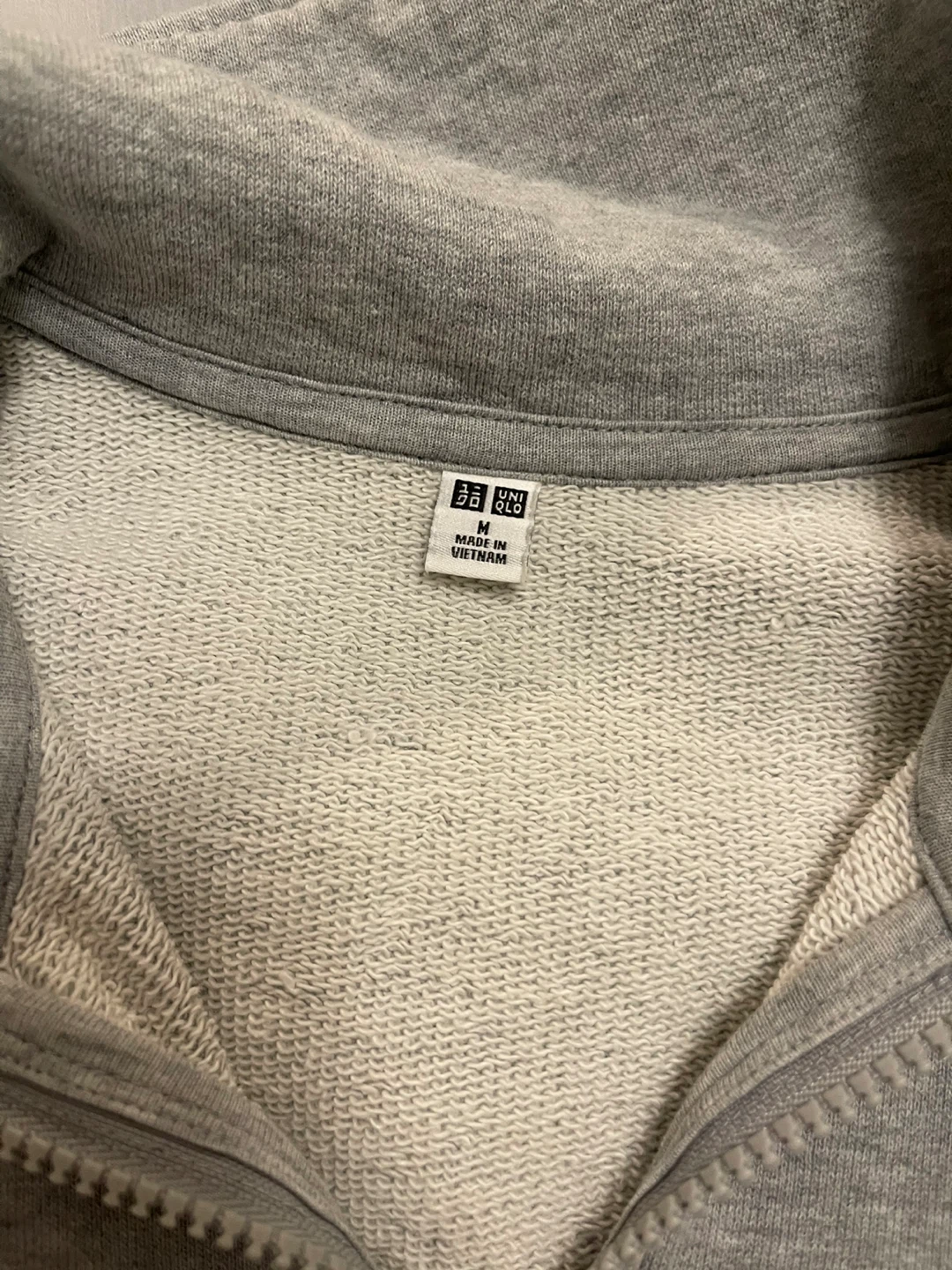Uniqlo Grey Quarter Zip Sweatshirt - photo 2