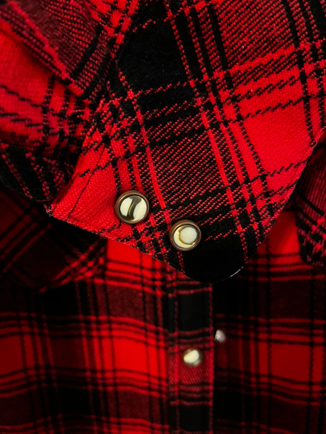 Sz S-M Levi's Red and Black Plaid Western Shirt - Size M - photo 5