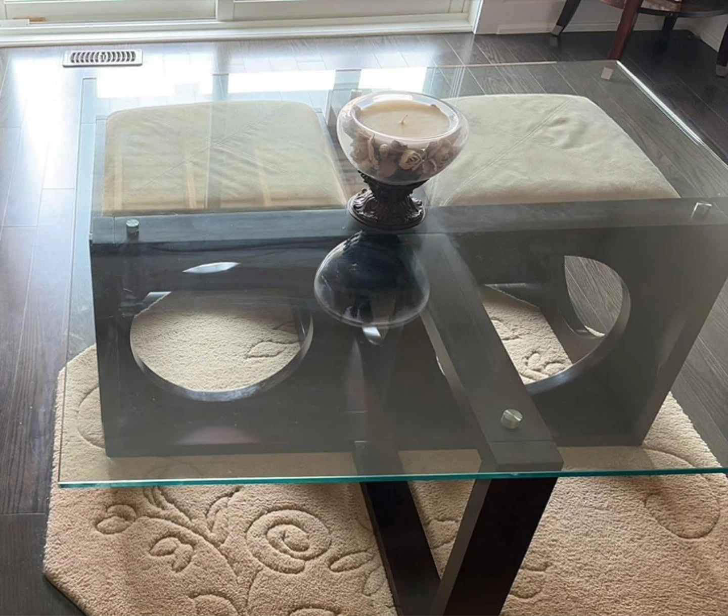 Glass top coffee table with dark wood base (2 ottoman included)