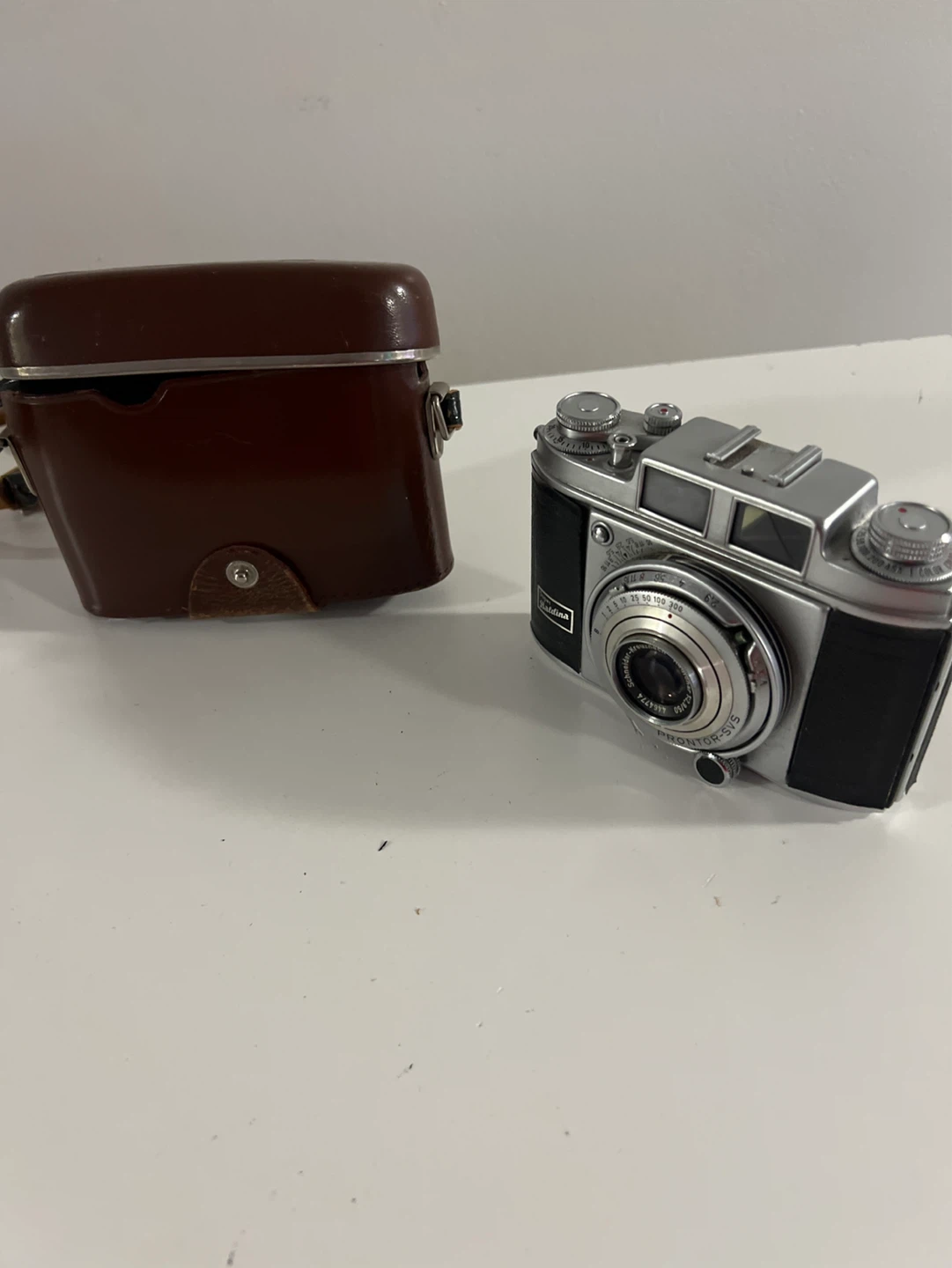 Baldina 35mm Film Camera with Leather Case - photo 4