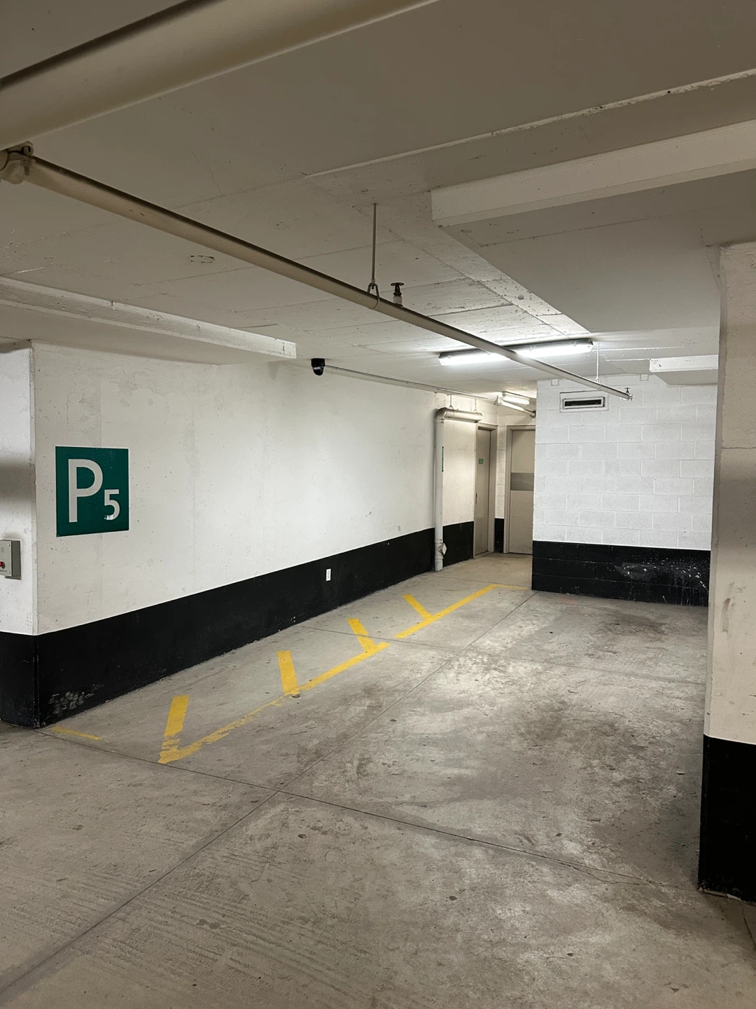 Parking Spot Rental - P5 Level - photo 2
