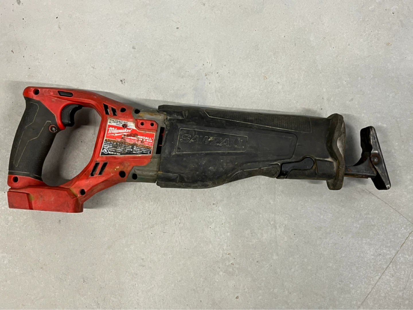 Milwaukee M18 FUEL Sawzall Reciprocating Saw - photo 2