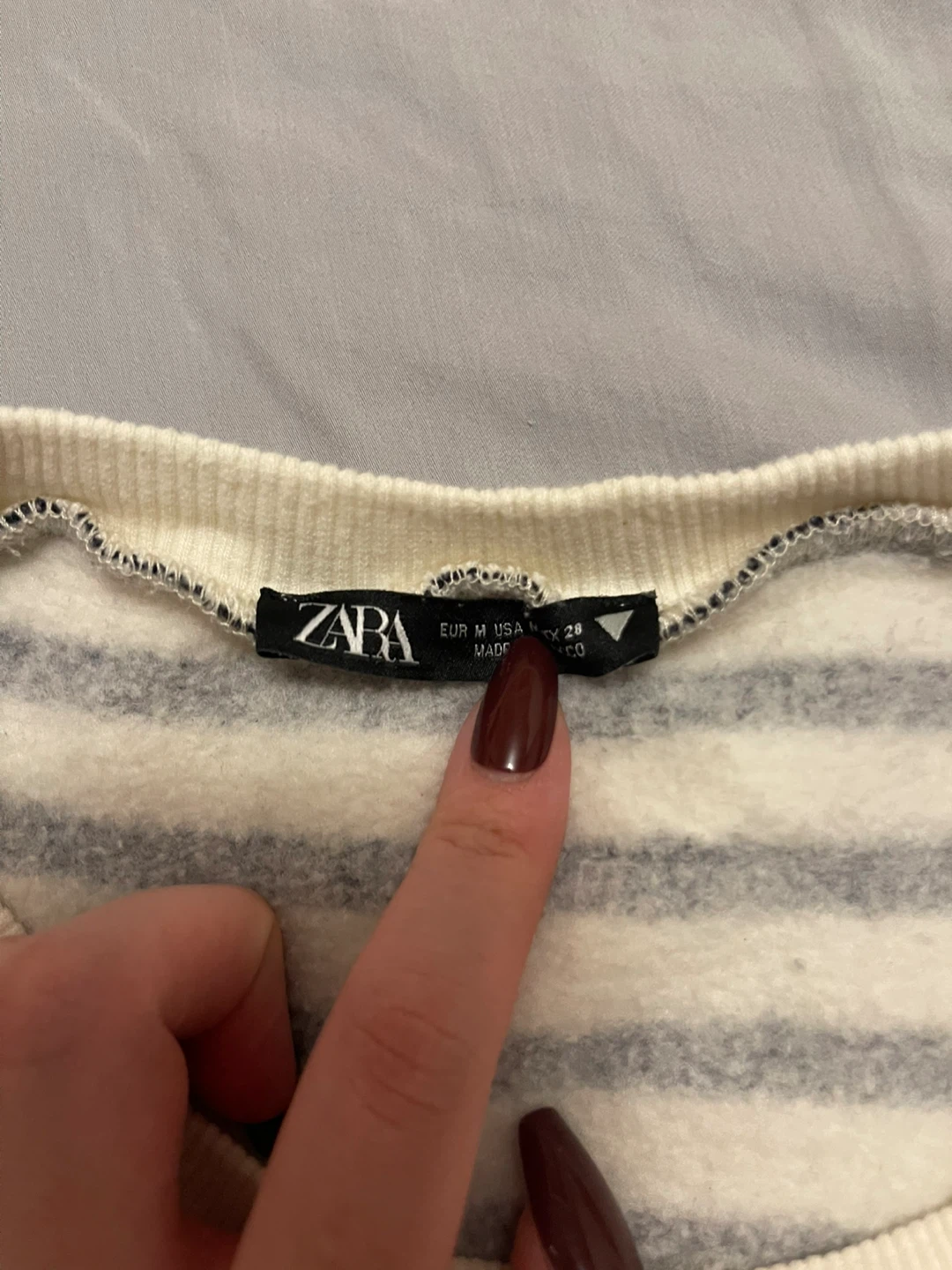 ZARA Striped Long Sleeve Sweatshirt - Medium - photo 2