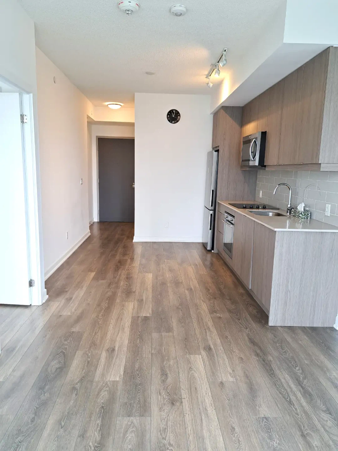 2 Bed 2 Bath Apt