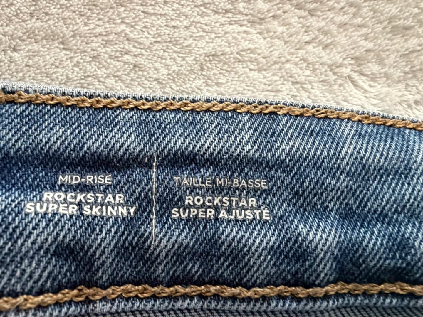 Old Navy Women's Blue Denim Jeans Size 12 - photo 2