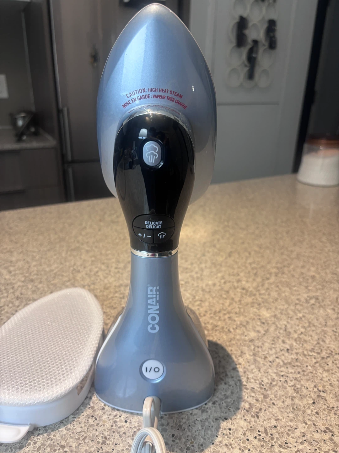 Conair ExtremeSteam Handheld Garment Steamer & Iron (2-in-1) - photo 4