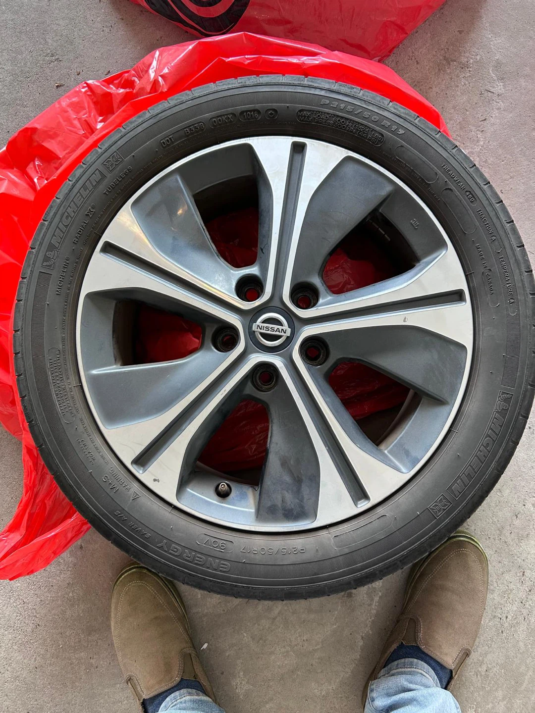 Nissan Alloy Wheels with Michelin Tires with Rims - photo 2
