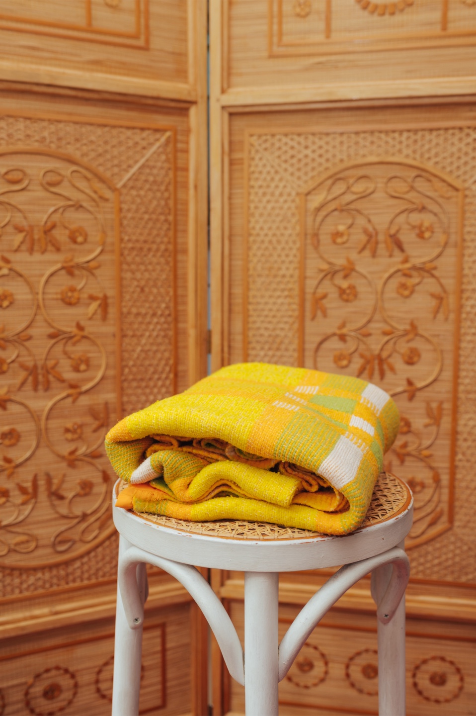 1970s Sunshine Plaid Woven Throw Blanket - photo 3