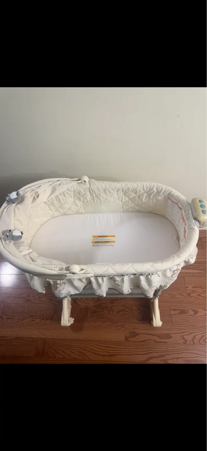 Baby Bed with Sleep Sounds, Night Light, Soft Vibration - photo 4