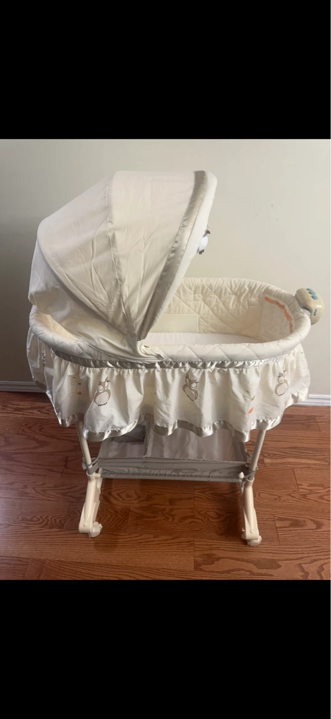 Baby Bed with Sleep Sounds, Night Light, Soft Vibration