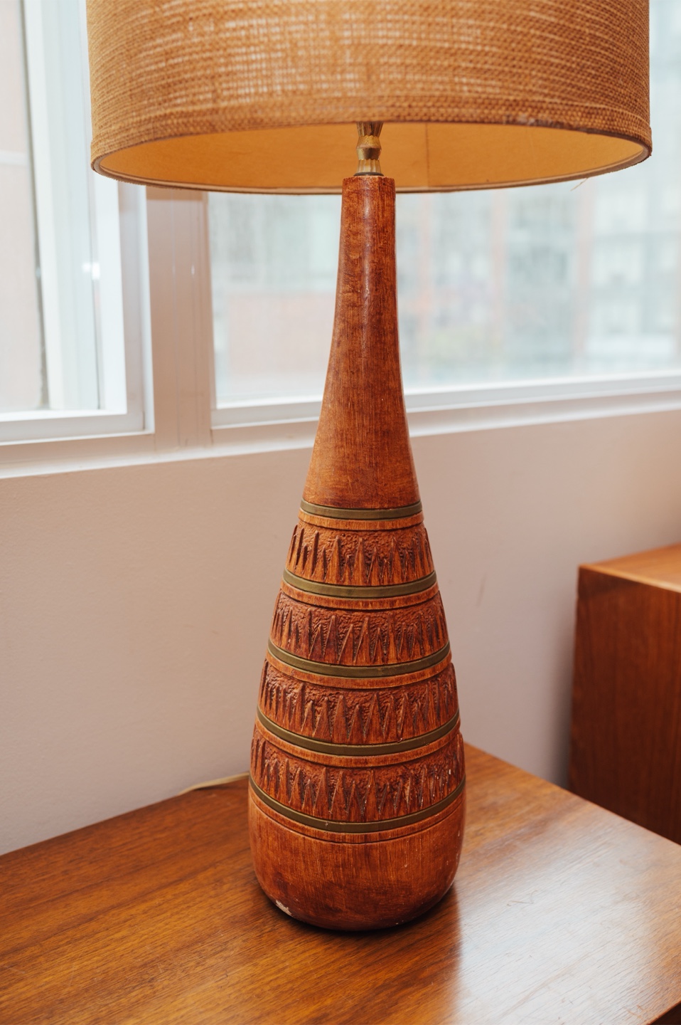 Midcentury Porcelain Table Lamps – Woodgrain Glaze - 1 Available - photo 4