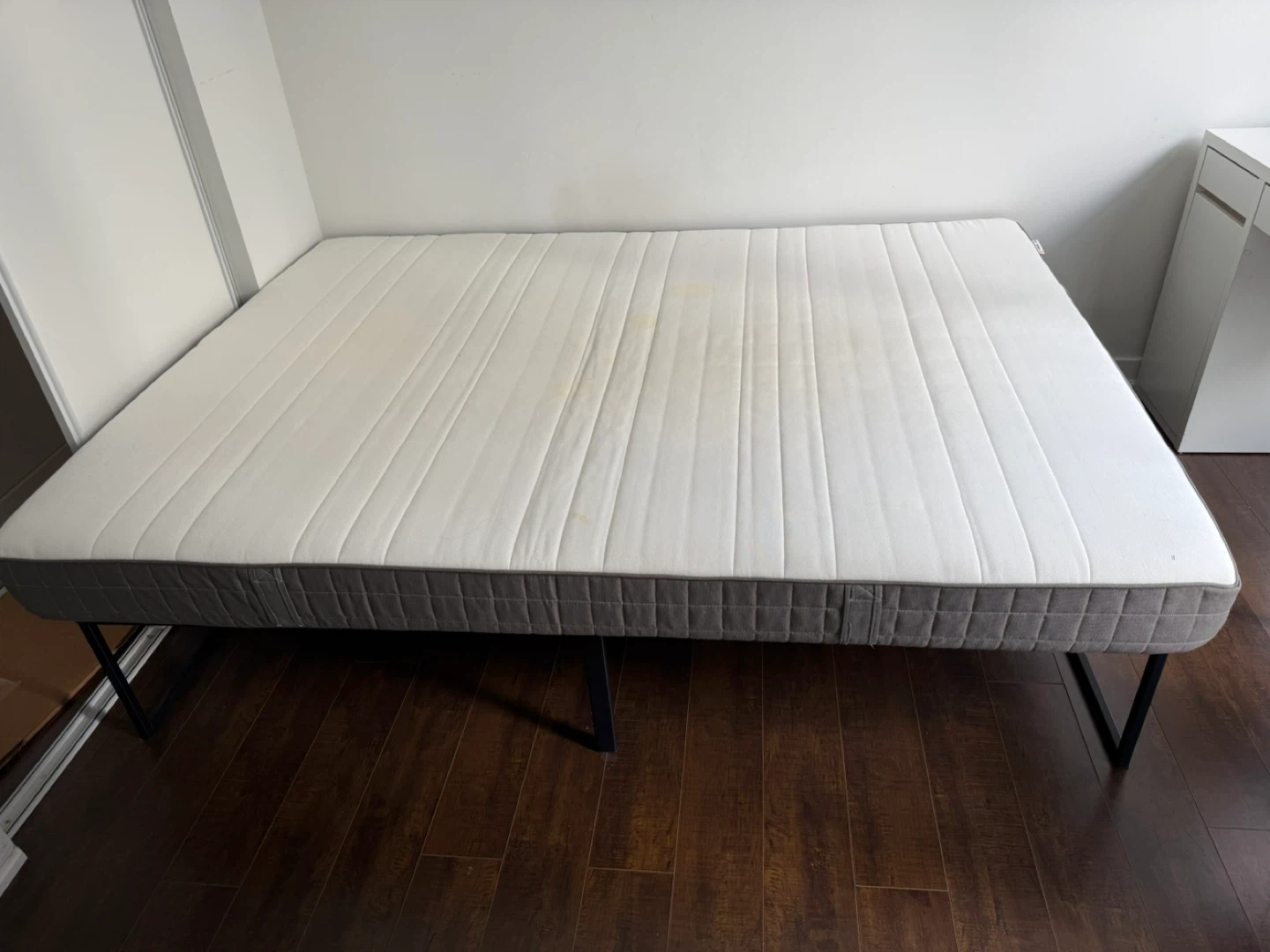 IKEA MORGEDAL Queen Mattress