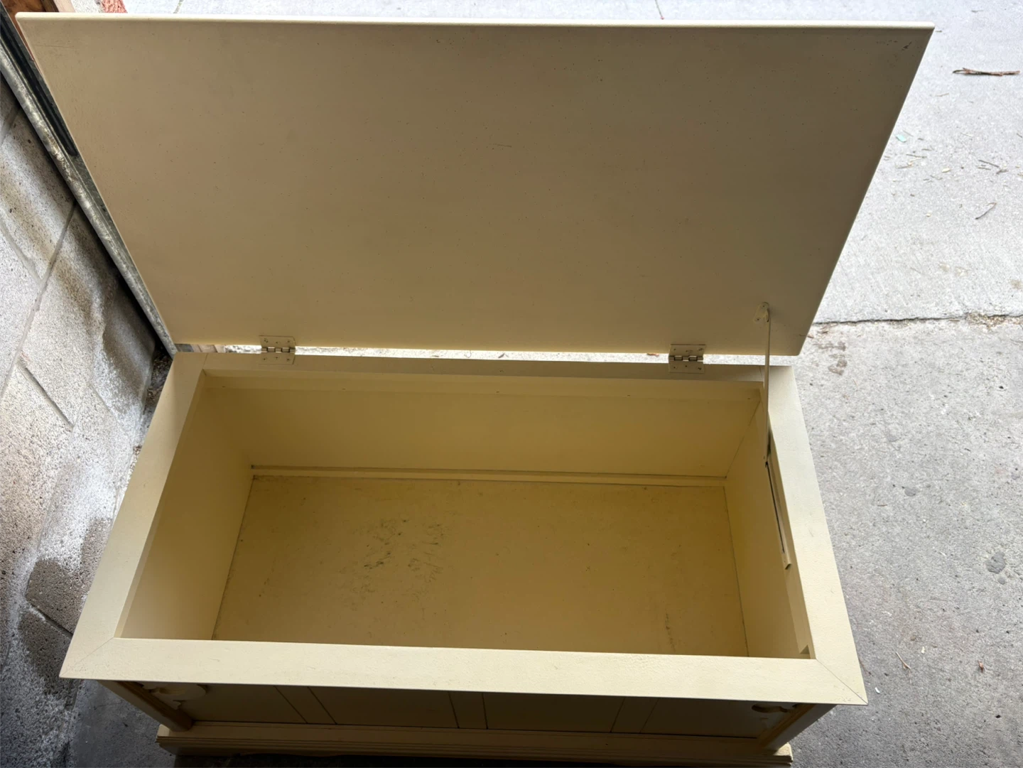 Vintage Storage Chest with Quote - photo 3