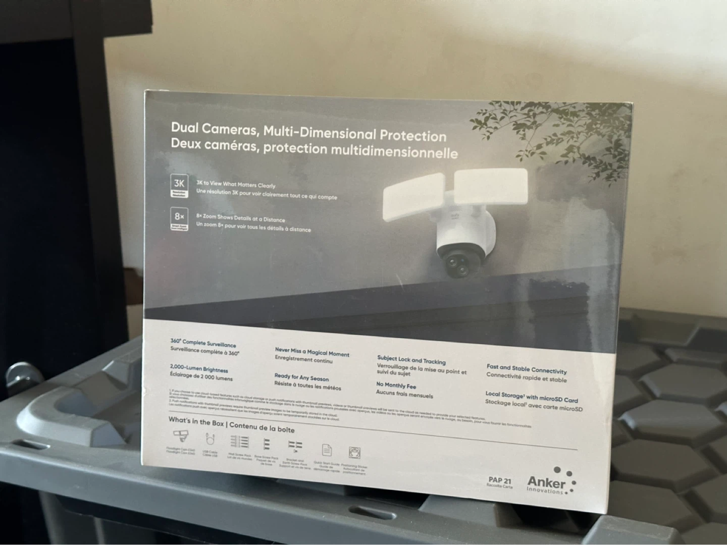 BNIB: eufy Floodlight Cam E340 Dual Cameras - photo 2