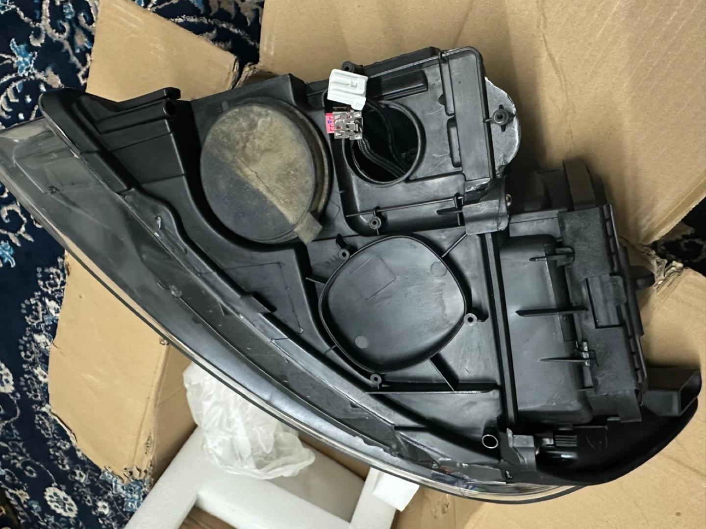 Pair of Automotive Headlights - photo 5