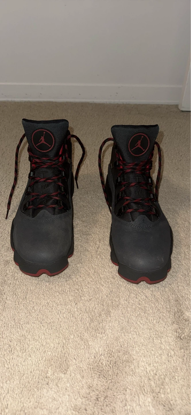 Jordan Winterized 6 Rings 'Anthracite Gym Red. - photo 2