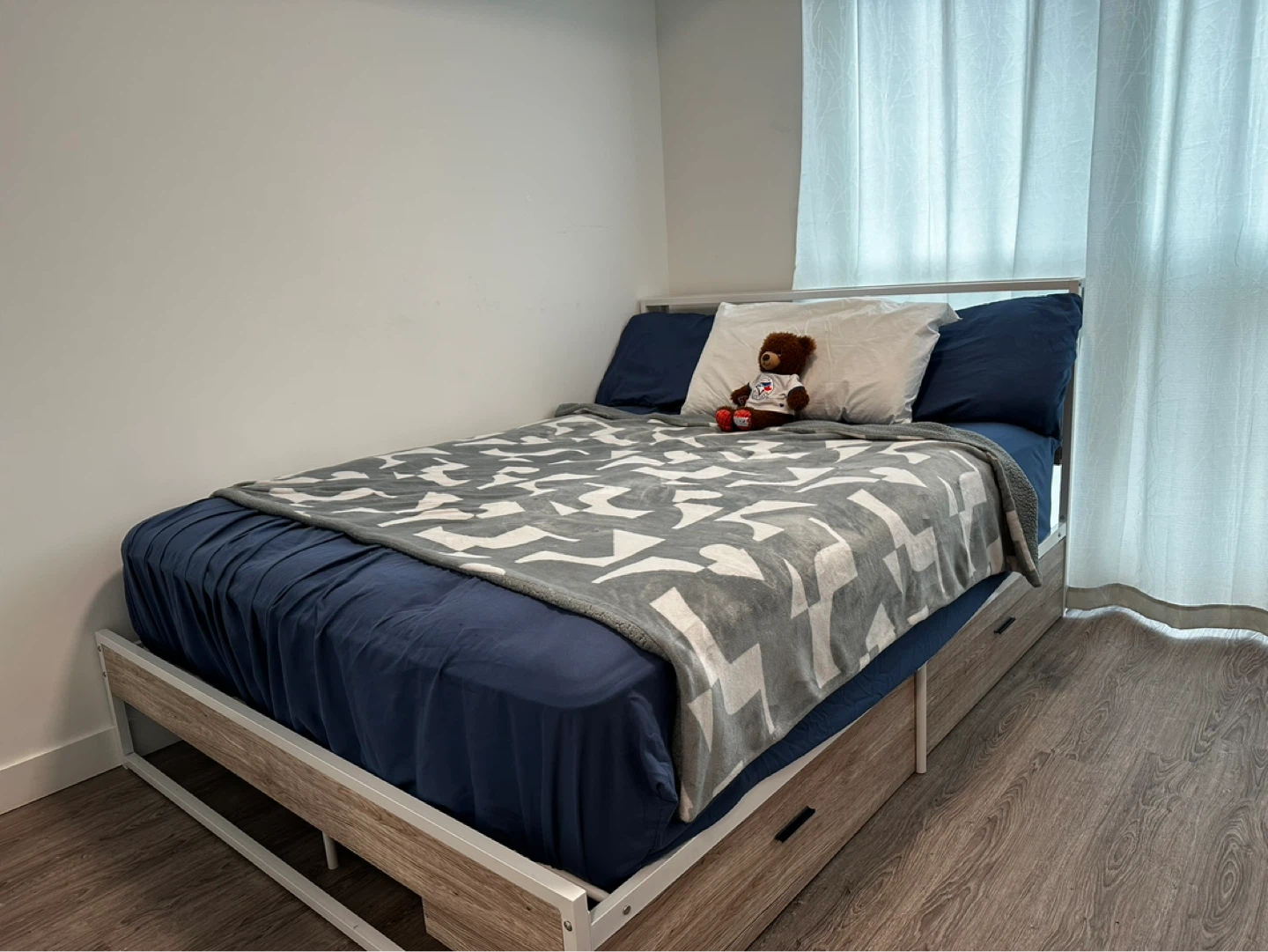 Queen Size Bed Frame with Drawers - photo 2