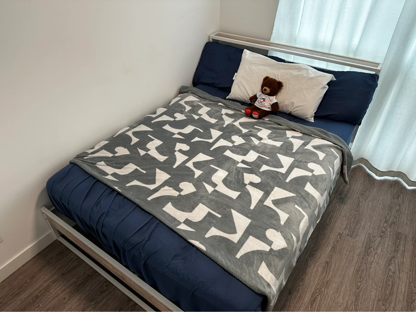Queen Size Bed Frame with Drawers