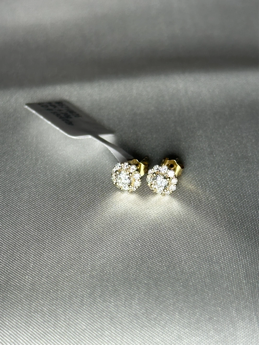 14K Gold Diamond Cluster Stud Earrings - photo 2