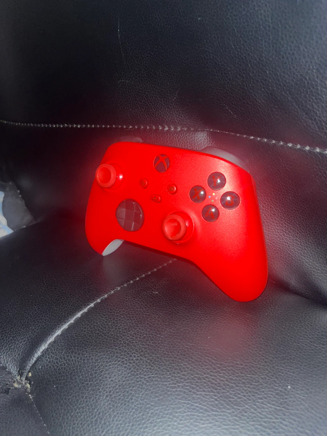 Red Xbox Wireless Controller - photo 3