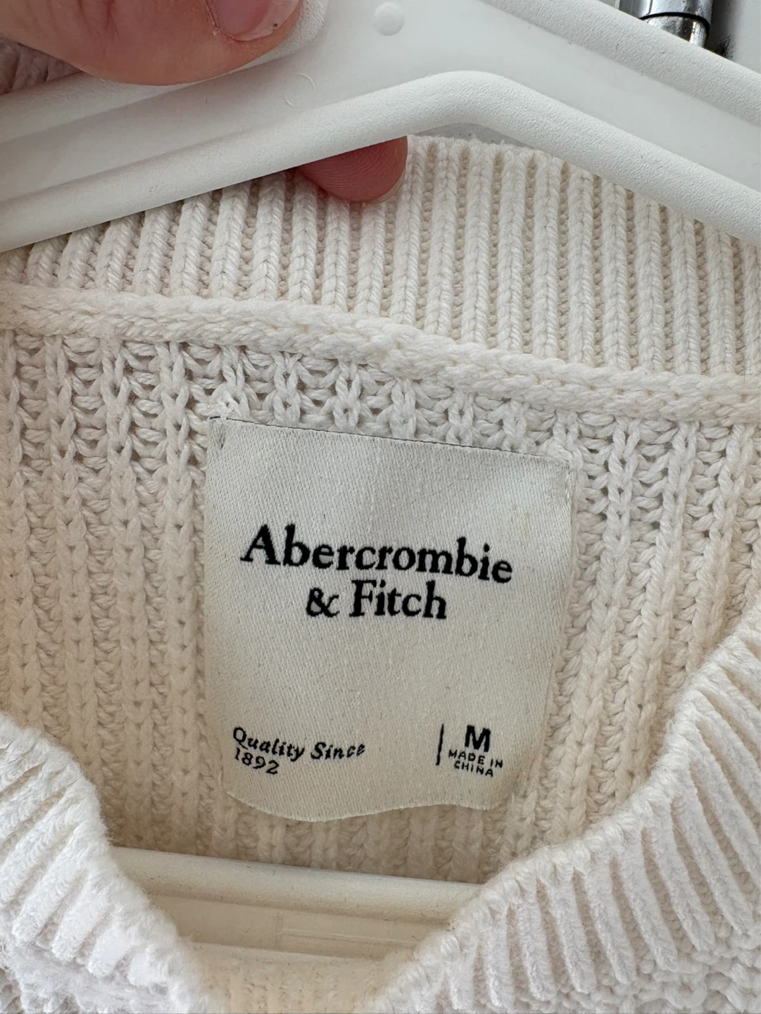 Abercrombie & Fitch Women's Knit Sweater Vest Size M - photo 2