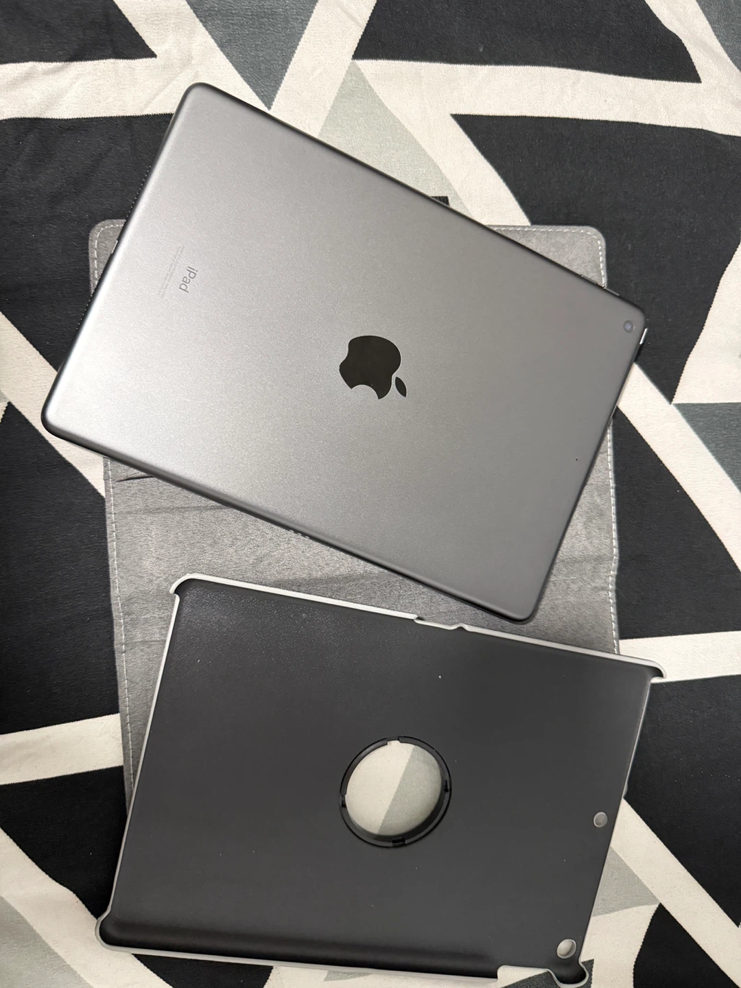 Apple iPad Silver - photo 2