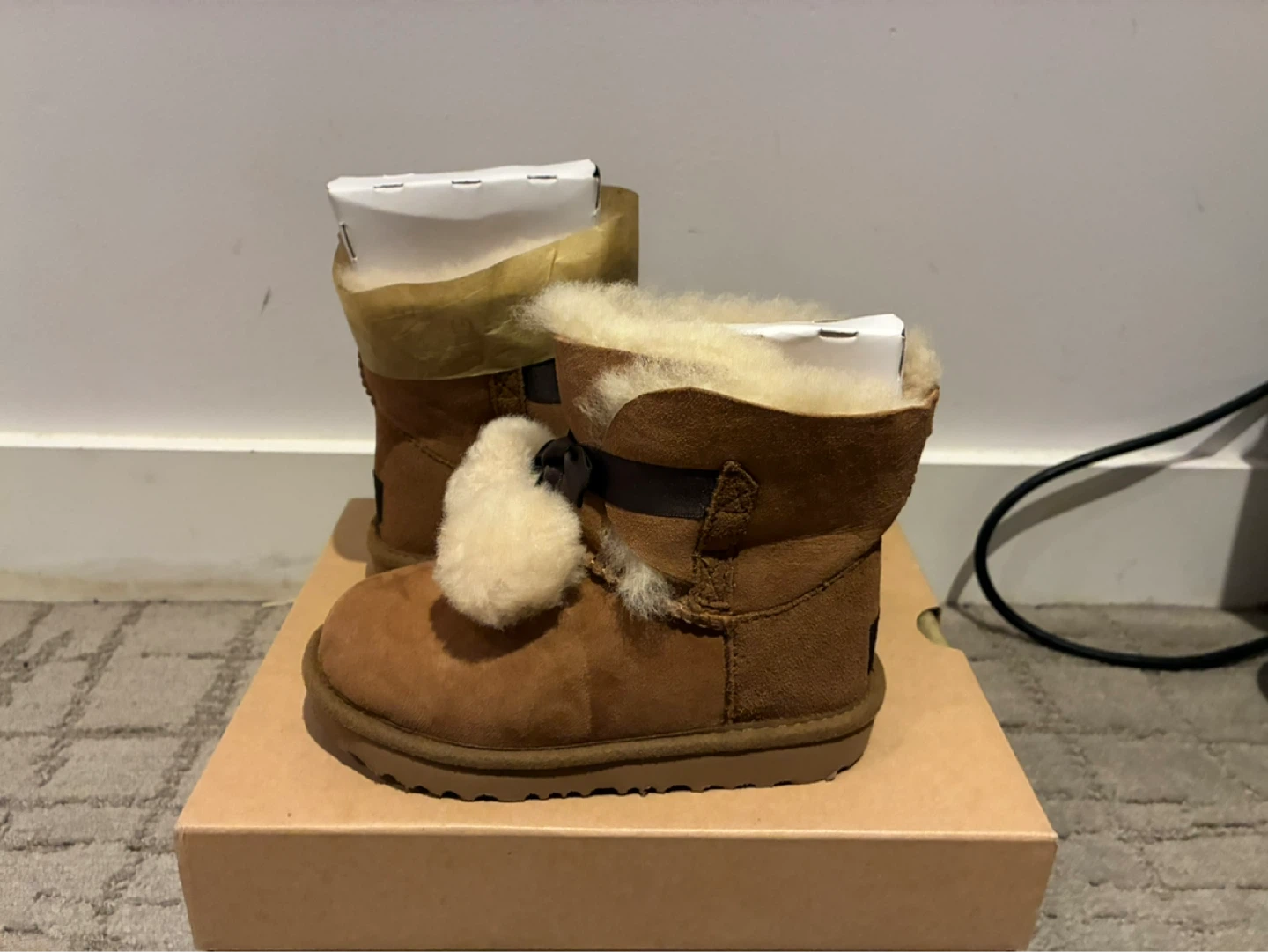 UGG Gita Mini Boots Kids 11