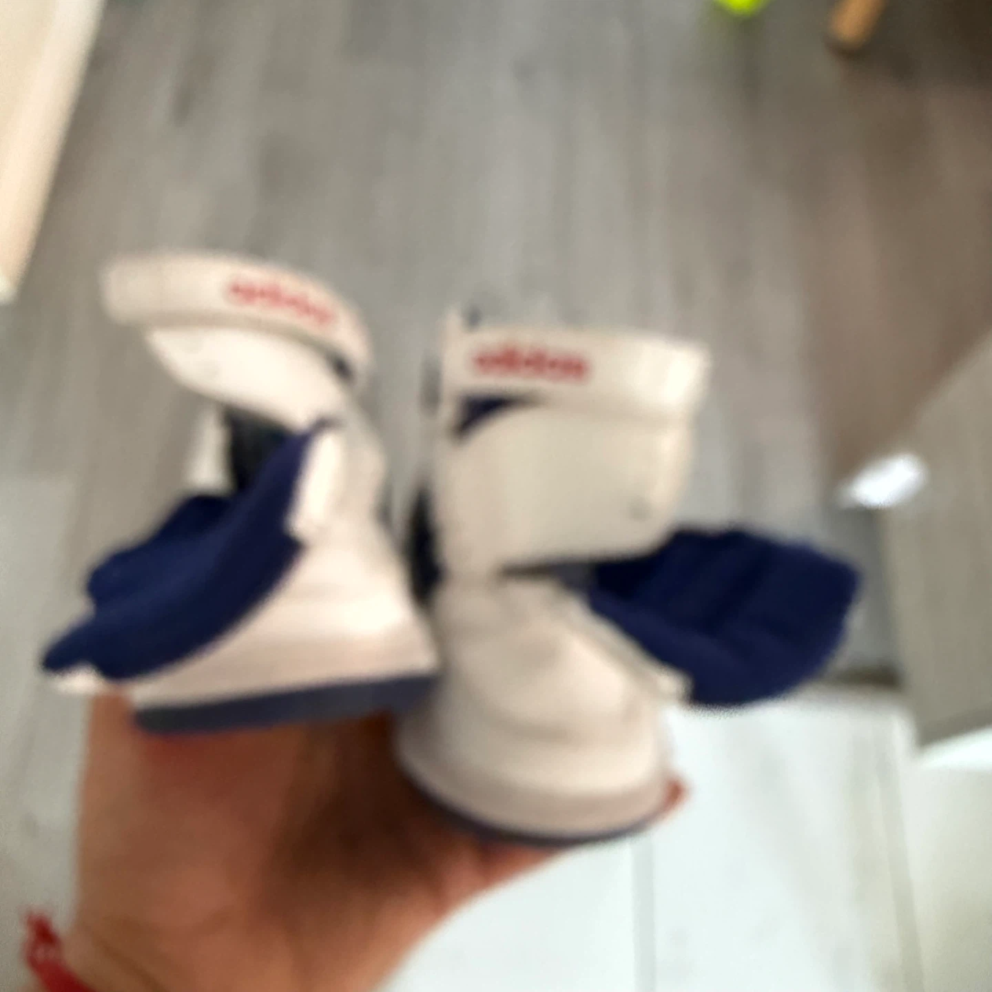 Adidas infant sneakers - photo 3