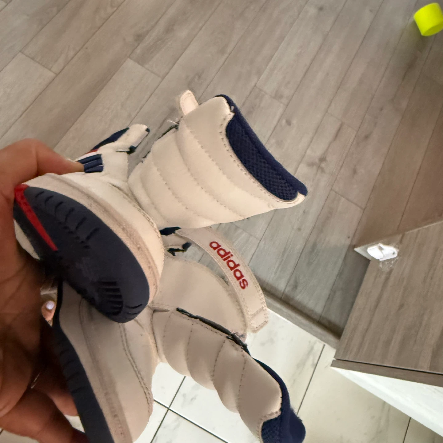 Adidas infant sneakers - photo 2