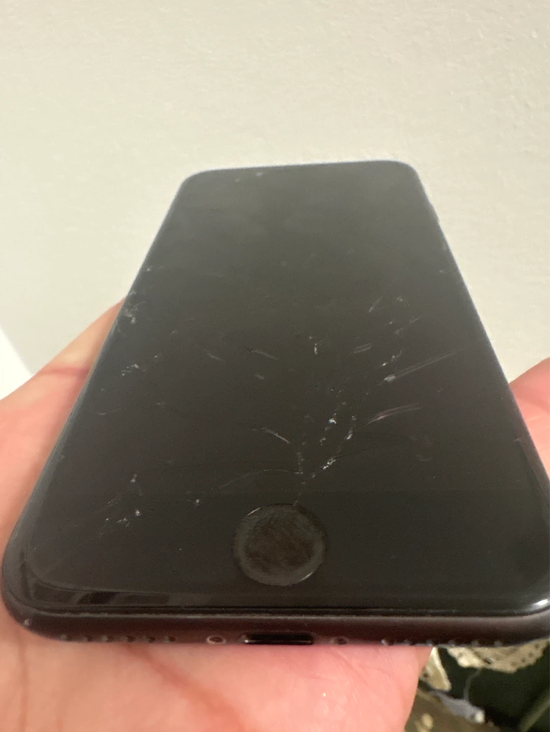 iPhone 8 Space Grey - photo 3