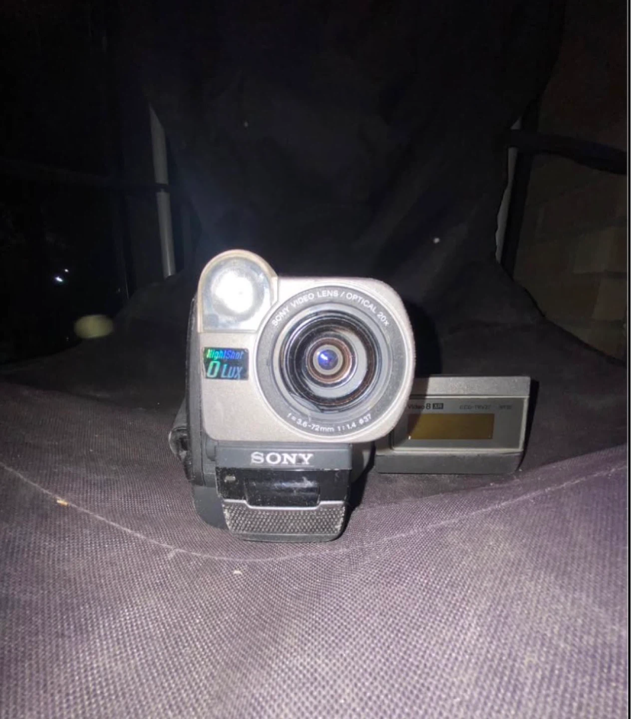 Sony CCD-TRV37 Video 8 XR Camcorder