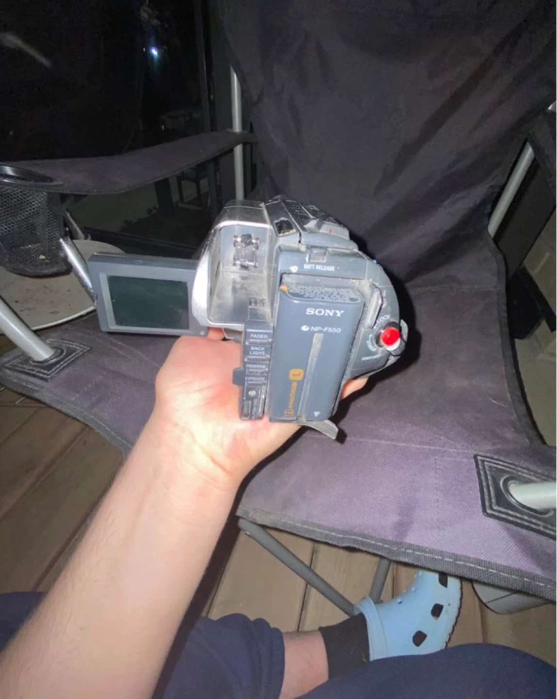 Sony CCD-TRV37 Video 8 XR Camcorder - photo 4