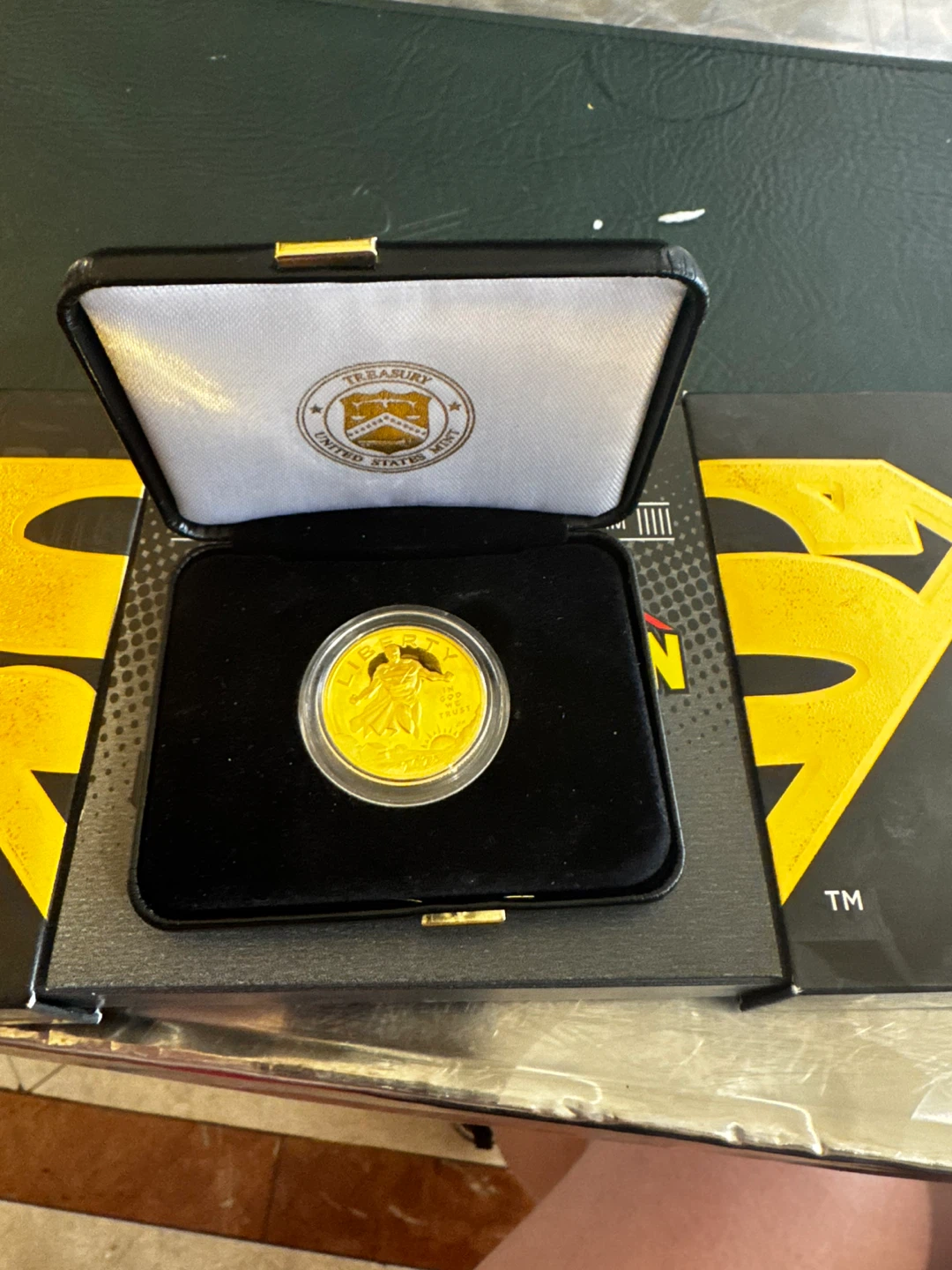 2025 Superman 1/2 oz Fine Gold Coin - photo 2