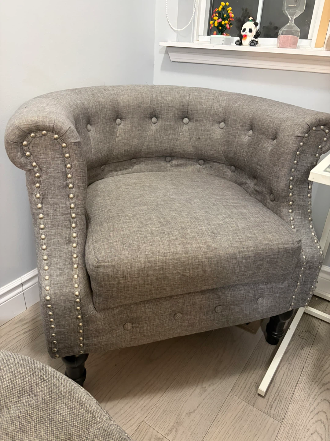 Single seater Grey Upholstered Chair