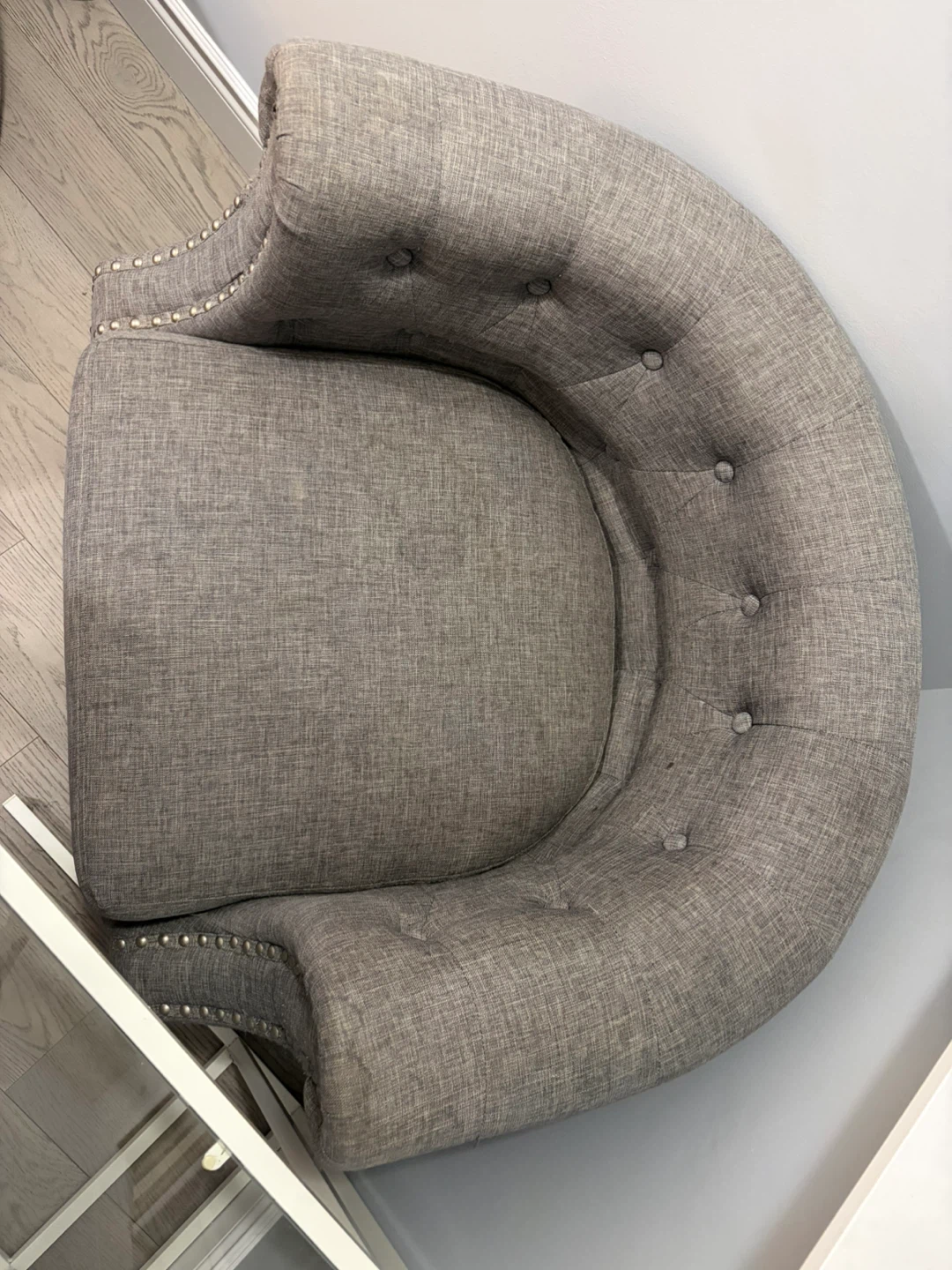Single seater Grey Upholstered Chair - photo 4