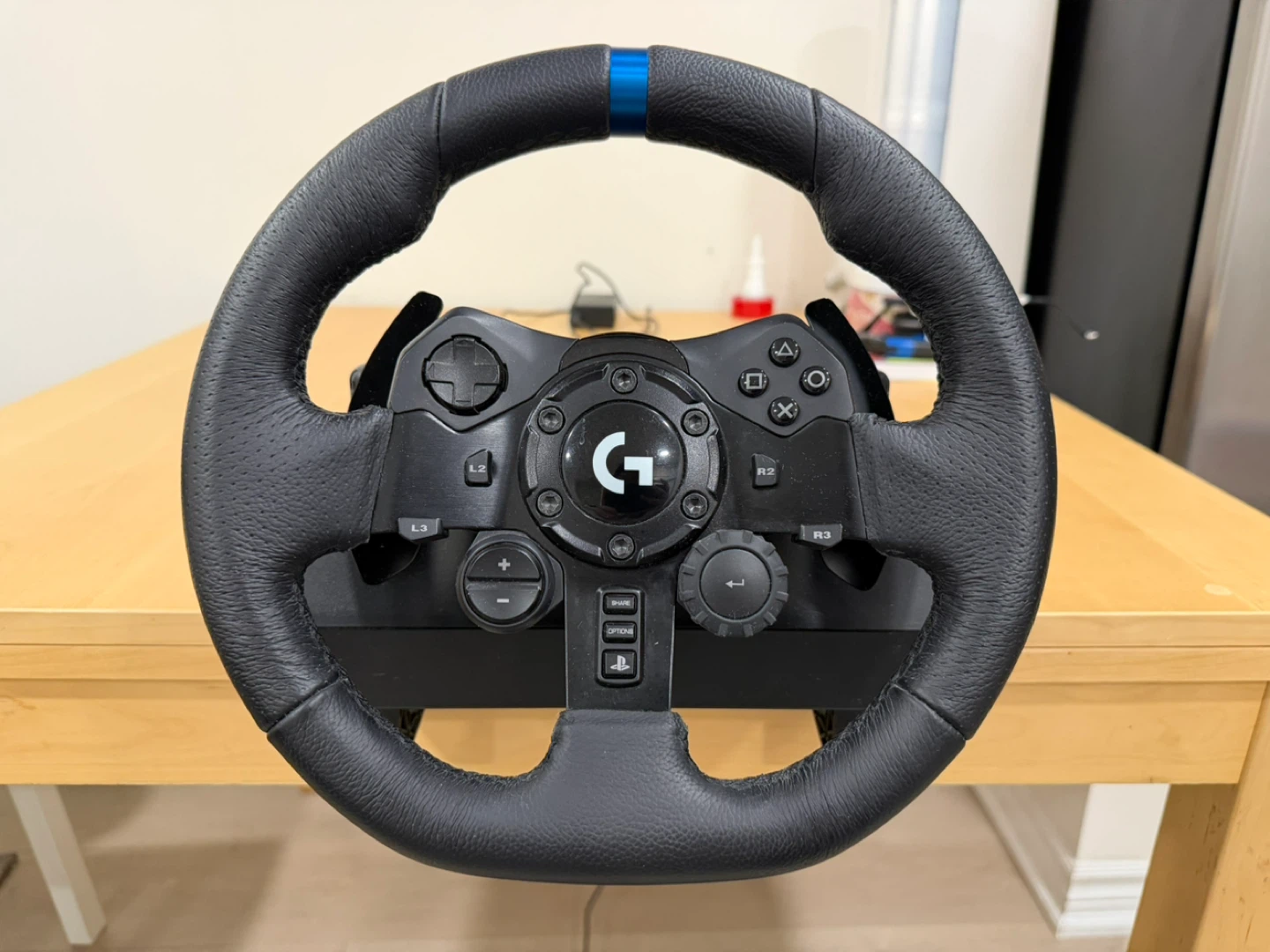 Logitech G923 Racing Wheel and Pedals