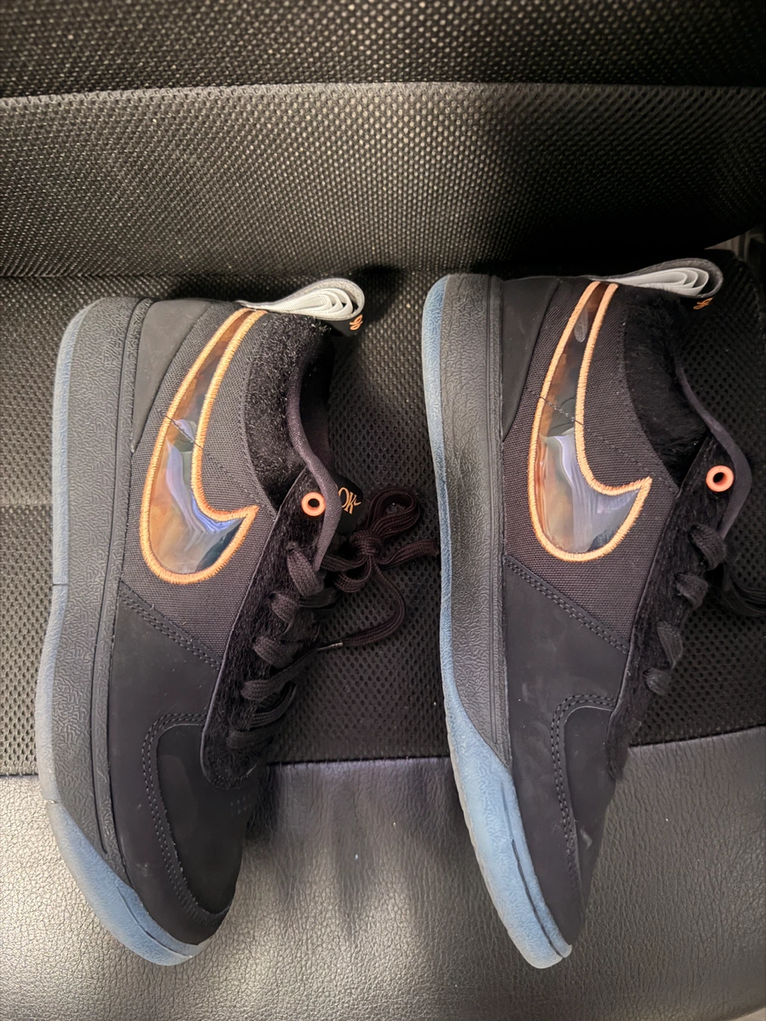 Nike Air Zoom 'BOOK' Sneakers